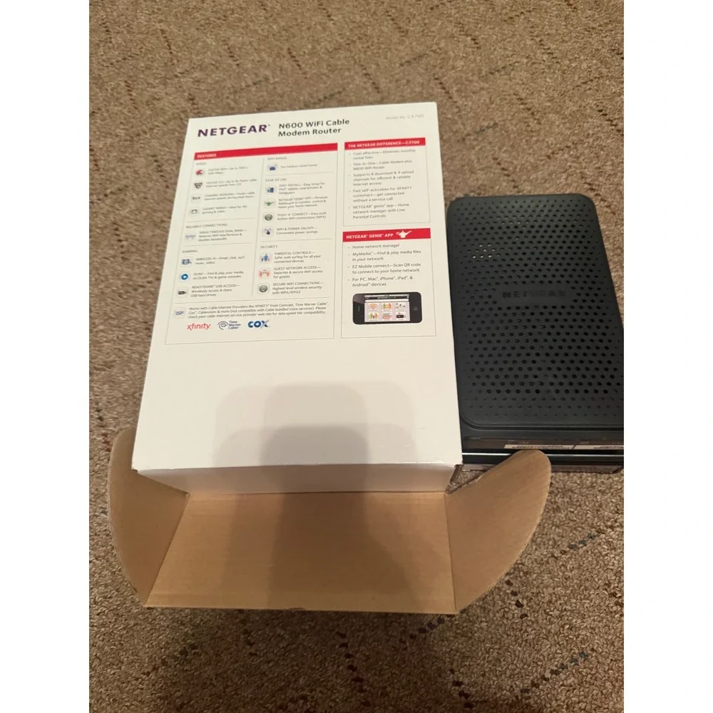 NETGEAR N600 C3700 WiFi Cable Modem Router DOCSIS 3.0 Dual Band 8x4 w/ Box